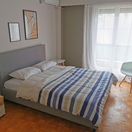 Central Apartment Kalamata Bagian luar foto