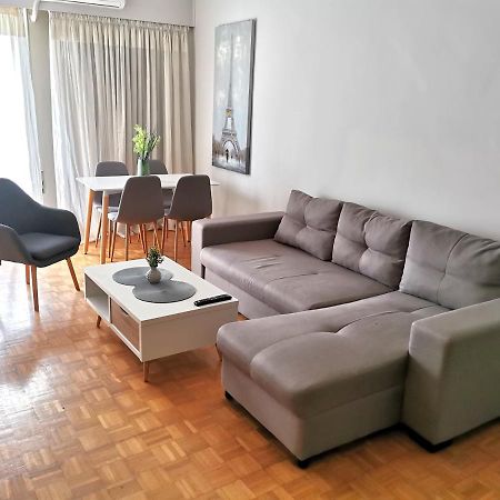 Central Apartment Kalamata Bagian luar foto