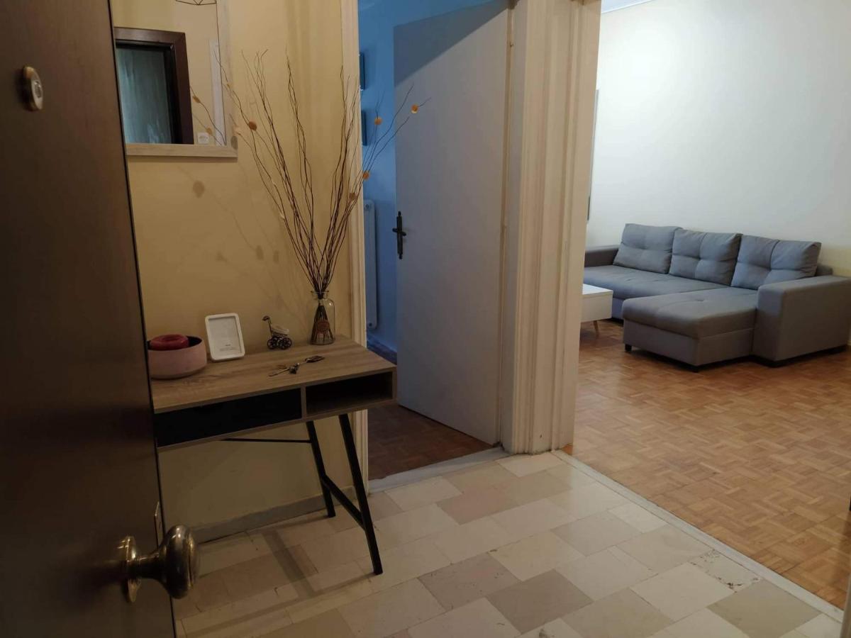 Central Apartment Kalamata Bagian luar foto
